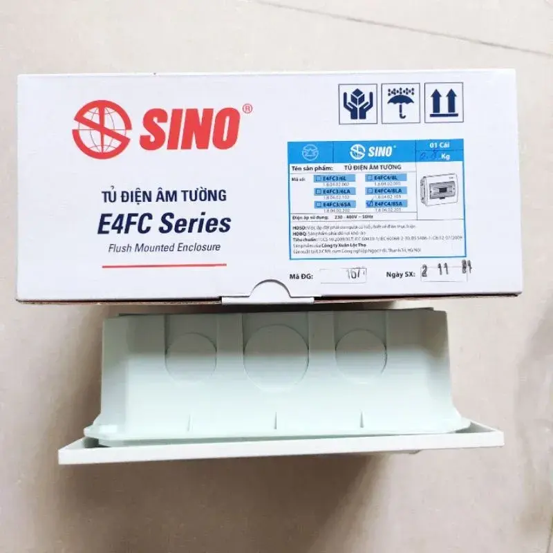 Tủ Điện Âm Tường 4/8 Module E4FC Sino - E4FC 4/8 LA