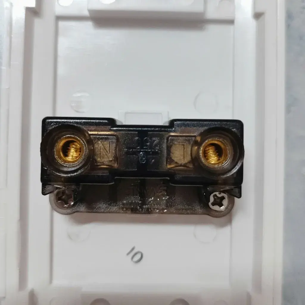 Mặt 1 Ổ 2 Chấu Sino Vanlock S18U