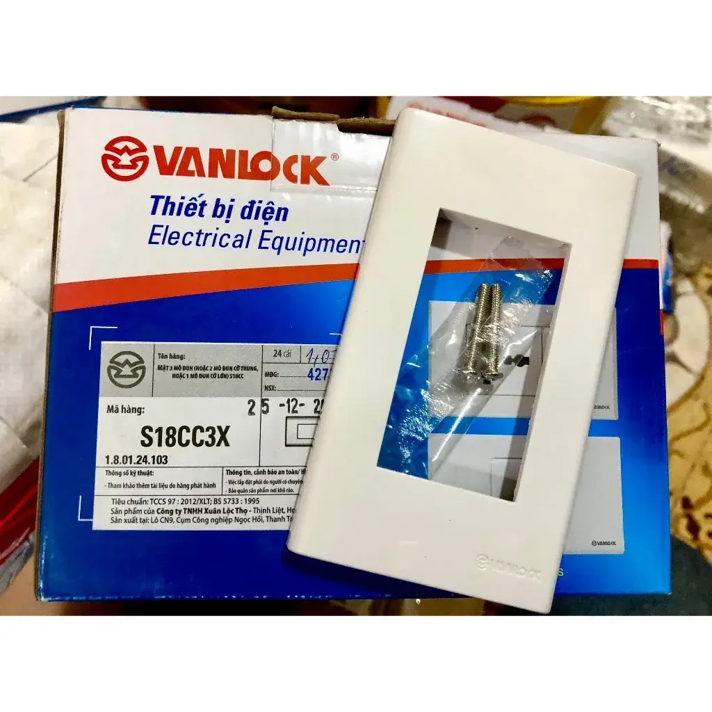 Mặt Lắp Thiết Bị Ổ Cắm Công Tắc Sino Vanlock S18CC (3 lỗ - S18CC3X)