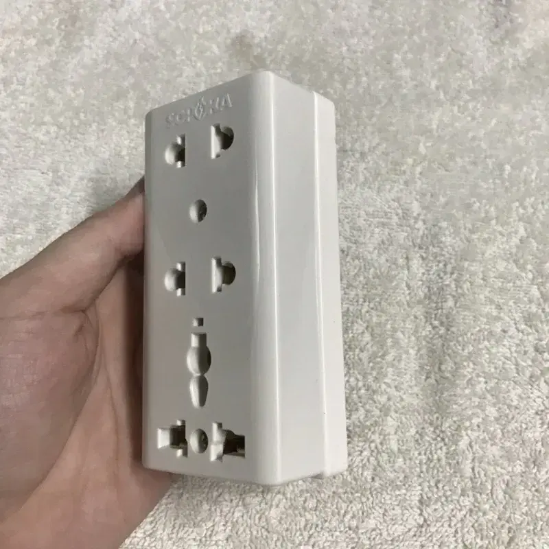 Ổ cắm 3 lỗ không che 10A-220V-2200W Sopoka E15 - Chống cháy, chịu nhiệt