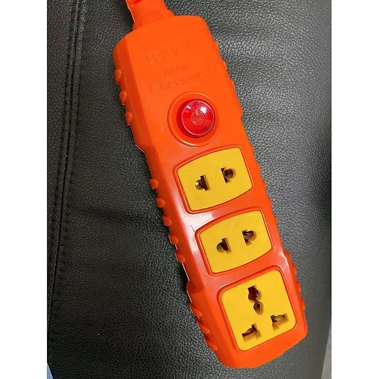 Ổ Cắm Điện 3 Lỗ Không Dây 6000W Có Nút Nguồn SOPOKA P6000W2+