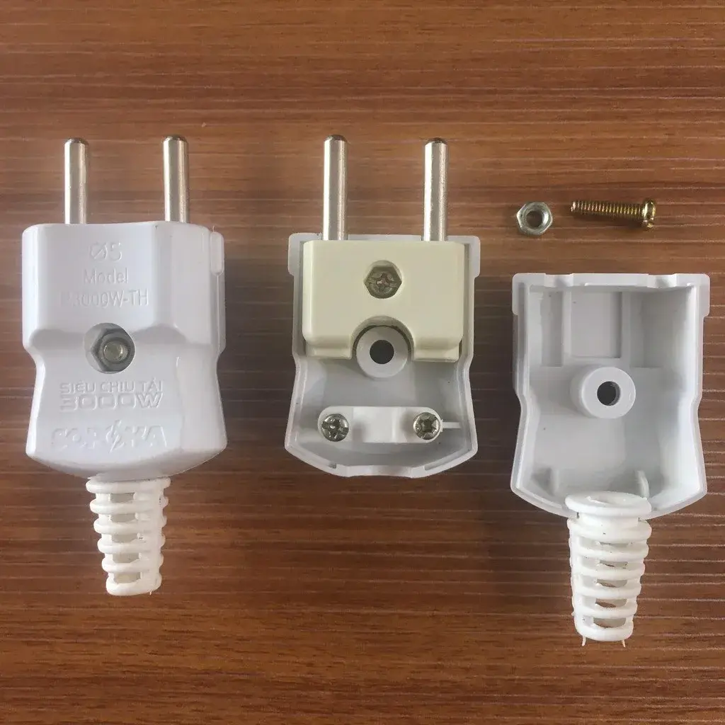 Phích cắm siêu chịu tải Sopoka P3000WTH thân hẹp