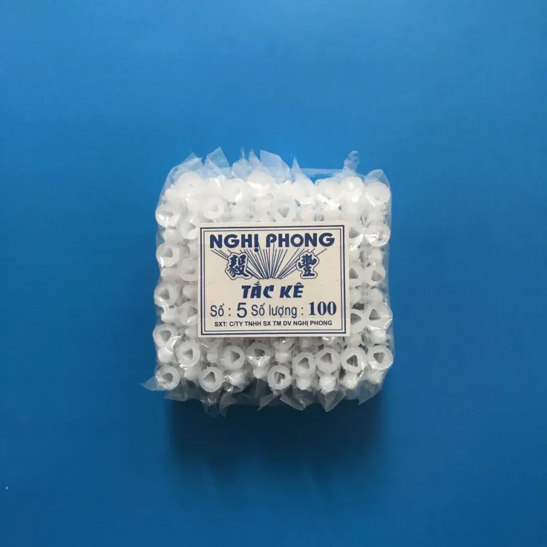 Tắc kê nhựa 6 Khía Nghị Phong