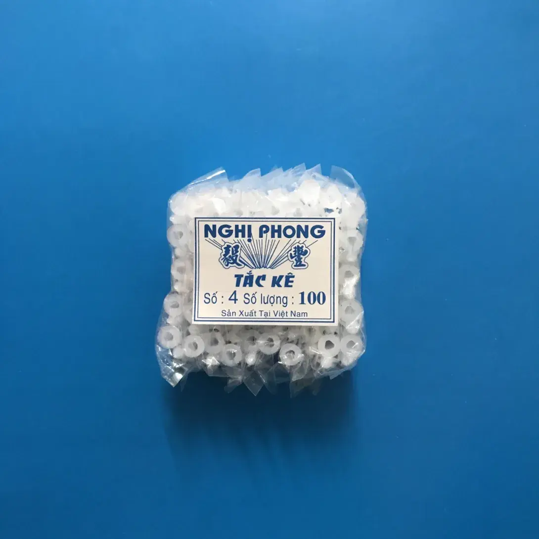 Tắc kê nhựa 6 Khía Nghị Phong