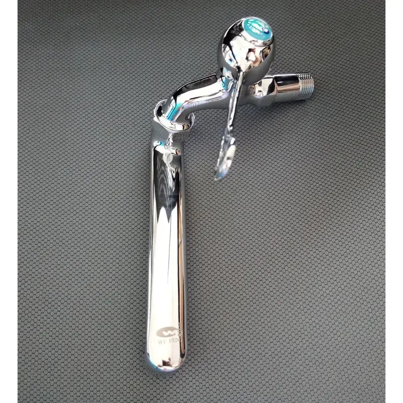 Vòi Rửa Chén Lạnh Gắn Tường Xoay 360 Độ WuFeng WF-146D