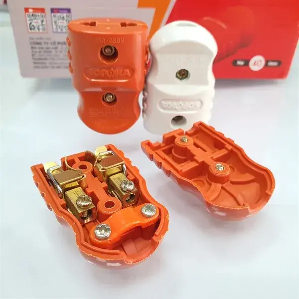 Phích cắm cái siêu chịu tải Sopoka D3000W công suất 3000W