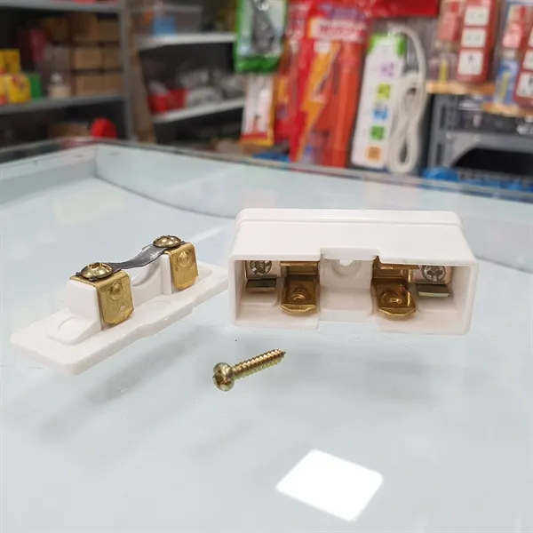 Cầu Chì Gắn Táp Lô Điện 10A SOPOKA CC10A