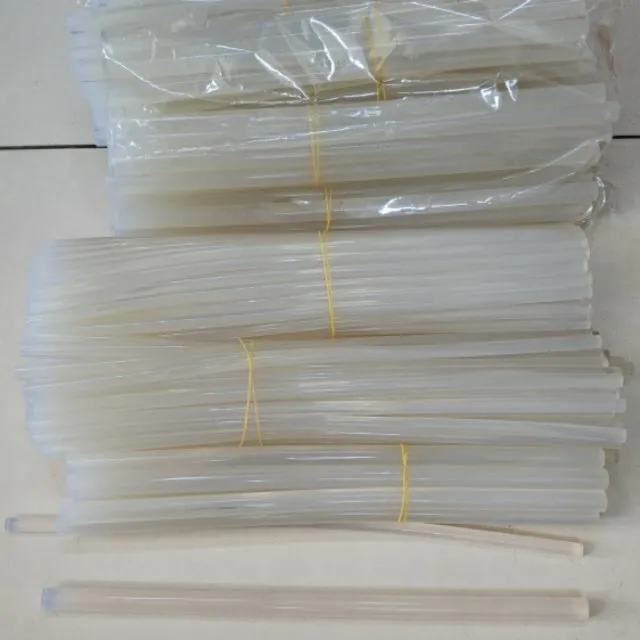 Keo Nến Nhỏ Dài 26cm Đường Kính 6.8mm Loại 1 Dán Đồ Thủ Công Bán Lẻ