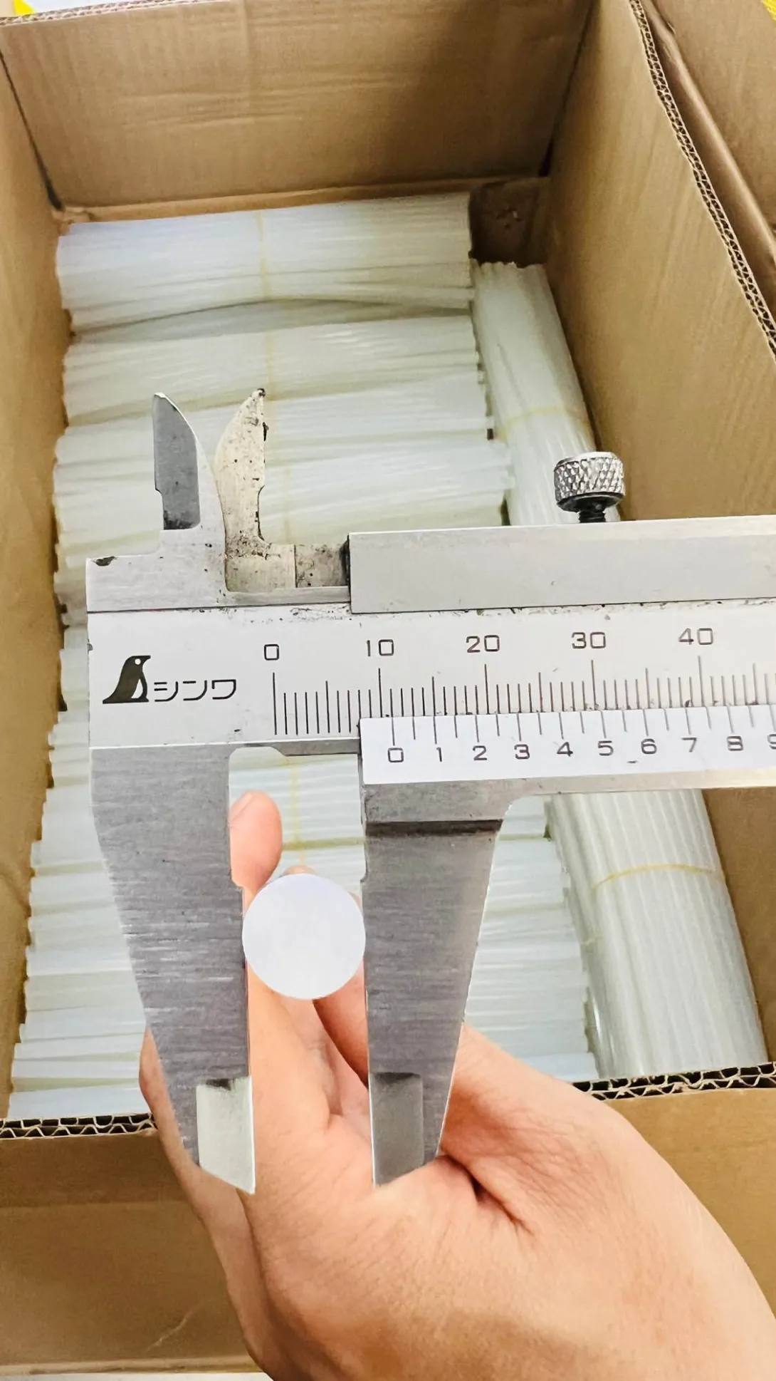Keo Nến To Siêu Lớn Đường Kính 11mm Dài 30cm Loại 1 Dán Đồ Thủ Công