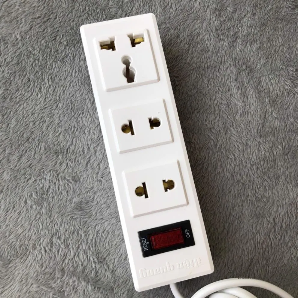 Ổ cắm điện cao cấp Điện Quang 3 lỗ mini ĐQ 002A-02 chính hãng